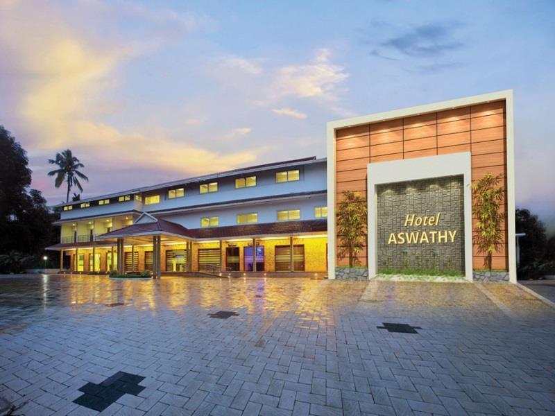 Hotel Aswathy Kodungallūr Esterno foto