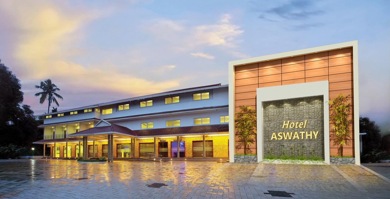 Hotel Aswathy Kodungallūr Esterno foto