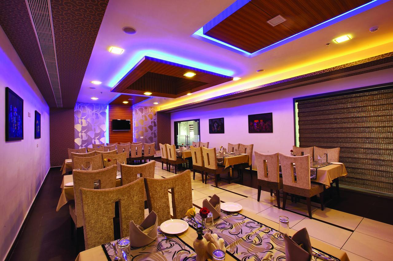 Hotel Aswathy Kodungallūr Esterno foto